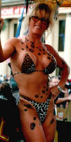 girls1.jpg (11460 Byte)