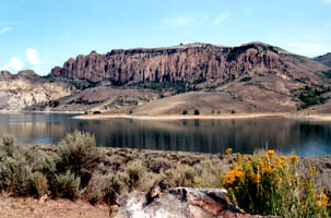 lake.jpg (22368 Byte)